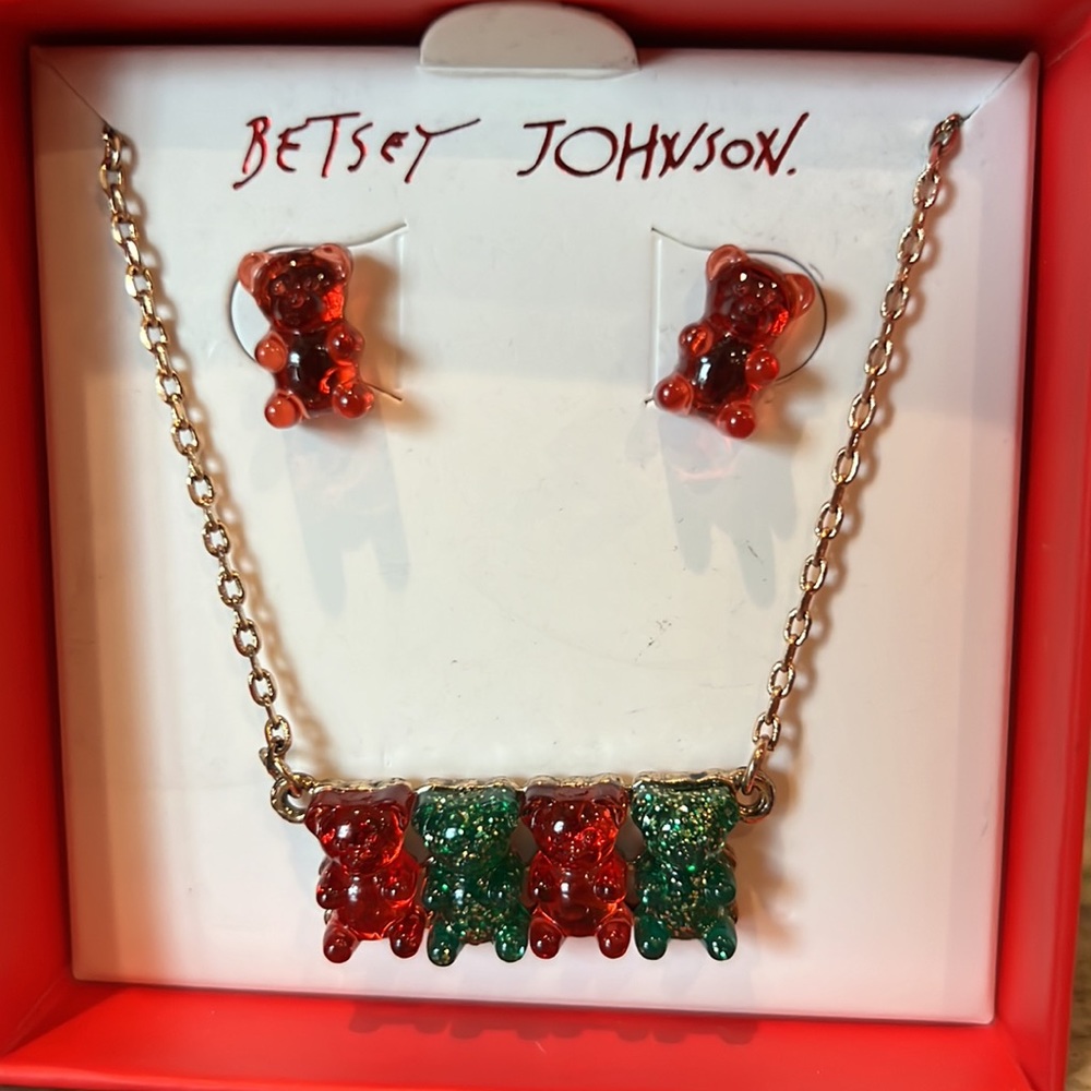 NIB Betsey Johnson Christmas Holiday Red & Green Gummy Bear Necklace Earring Set
